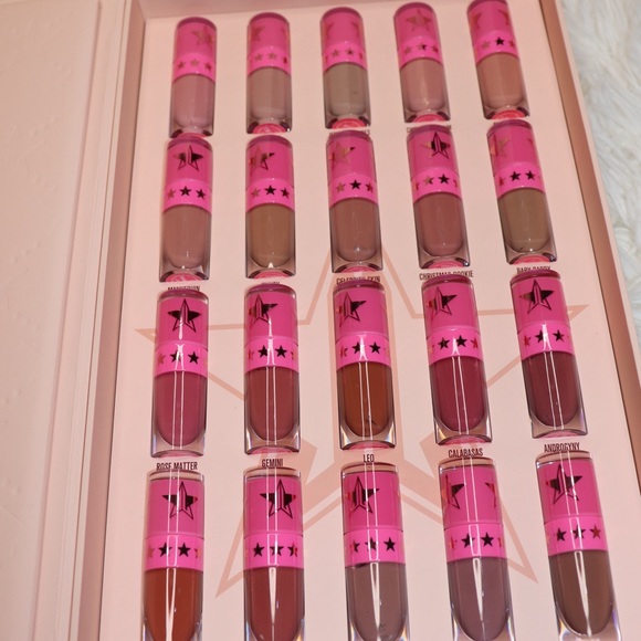 $150 VALUE - NUDE LIQUID LIPSTICK VAULT Jeffree Star  NEW - Picture 4 of 7